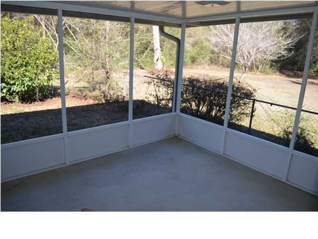 4568 Franton Road Holt, FL 32564 - Photo 6 of 24 Gallery Image 6