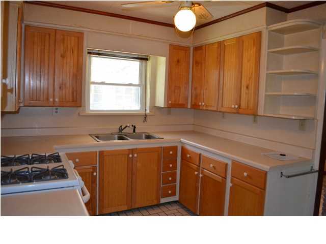 4568 Franton Road Holt, FL 32564 - Photo 10 of 24 Gallery Image 10