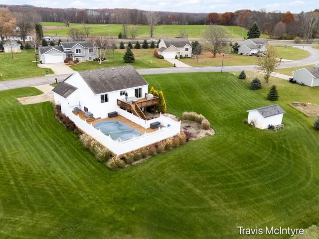 $345,000 | 850 Cosby Way Drive, Sparta, MI 49345