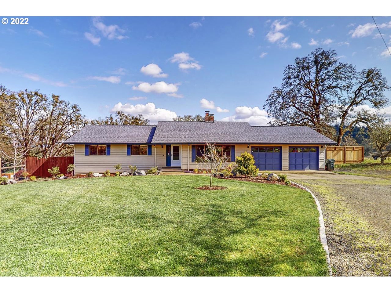25974 Butler Road Junction City, OR 97448 - Photo 2 of 32 Gallery Image 2