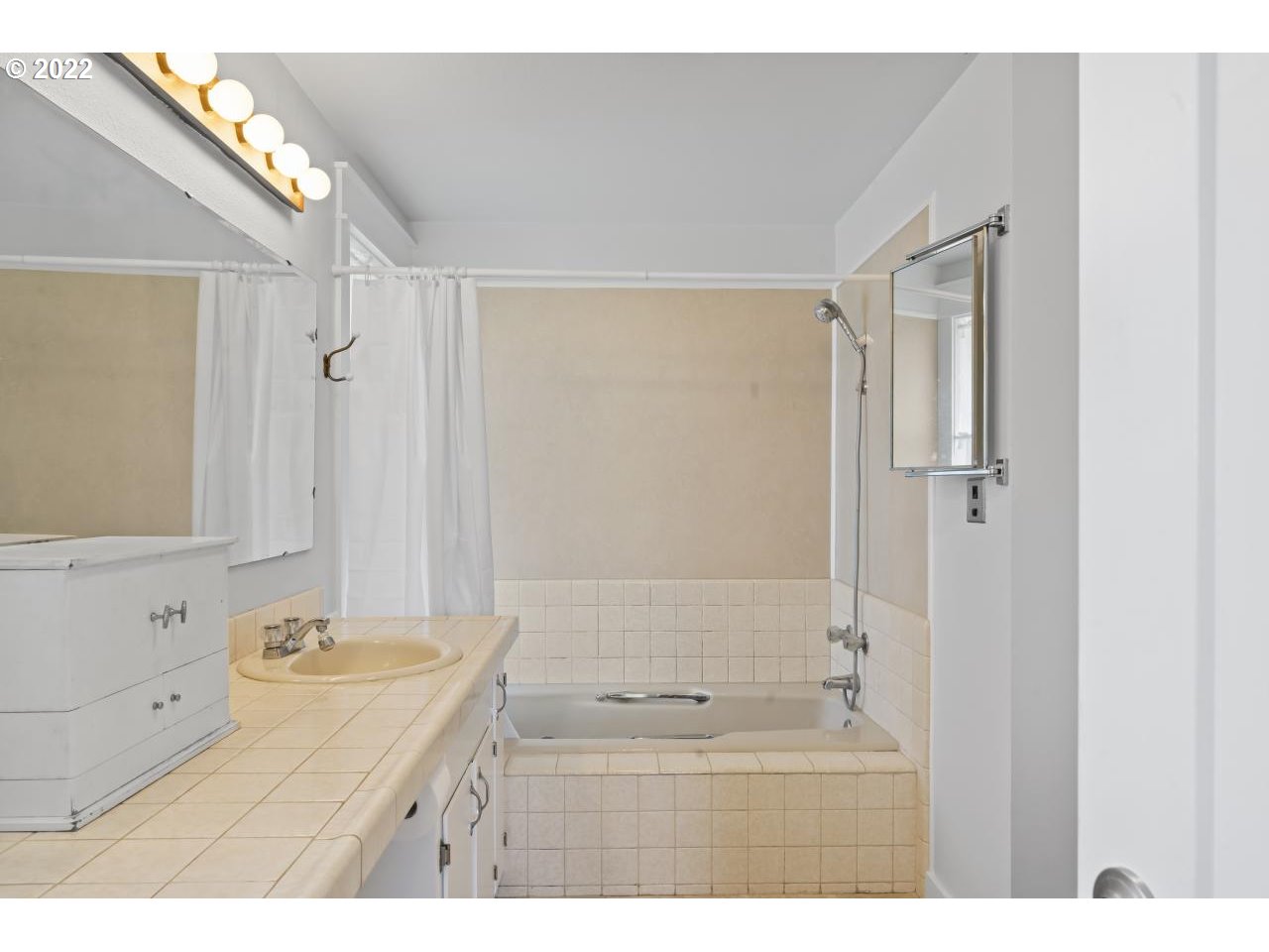25974 Butler Road Junction City, OR 97448 - Photo 24 of 32 Gallery Image 24
