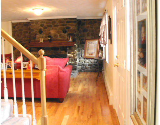 311 Locust Street Danvers, MA 01923 - Photo 3 of 15