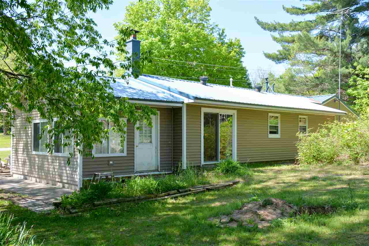 4960 East Boardman Road South Boardman, MI 49680 - Photo 3 of 39 1862448-2.JPG