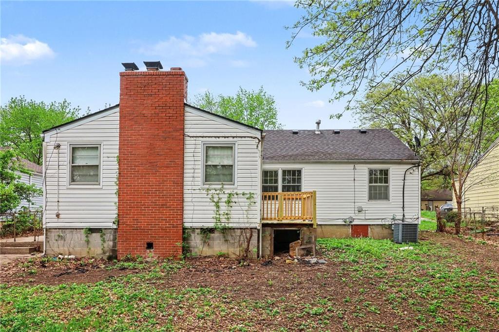 7723 Sni A Bar Road Kansas City, MO 64129 - Photo 17 of 20