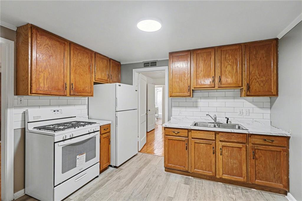 7723 Sni A Bar Road Kansas City, MO 64129 - Photo 9 of 20