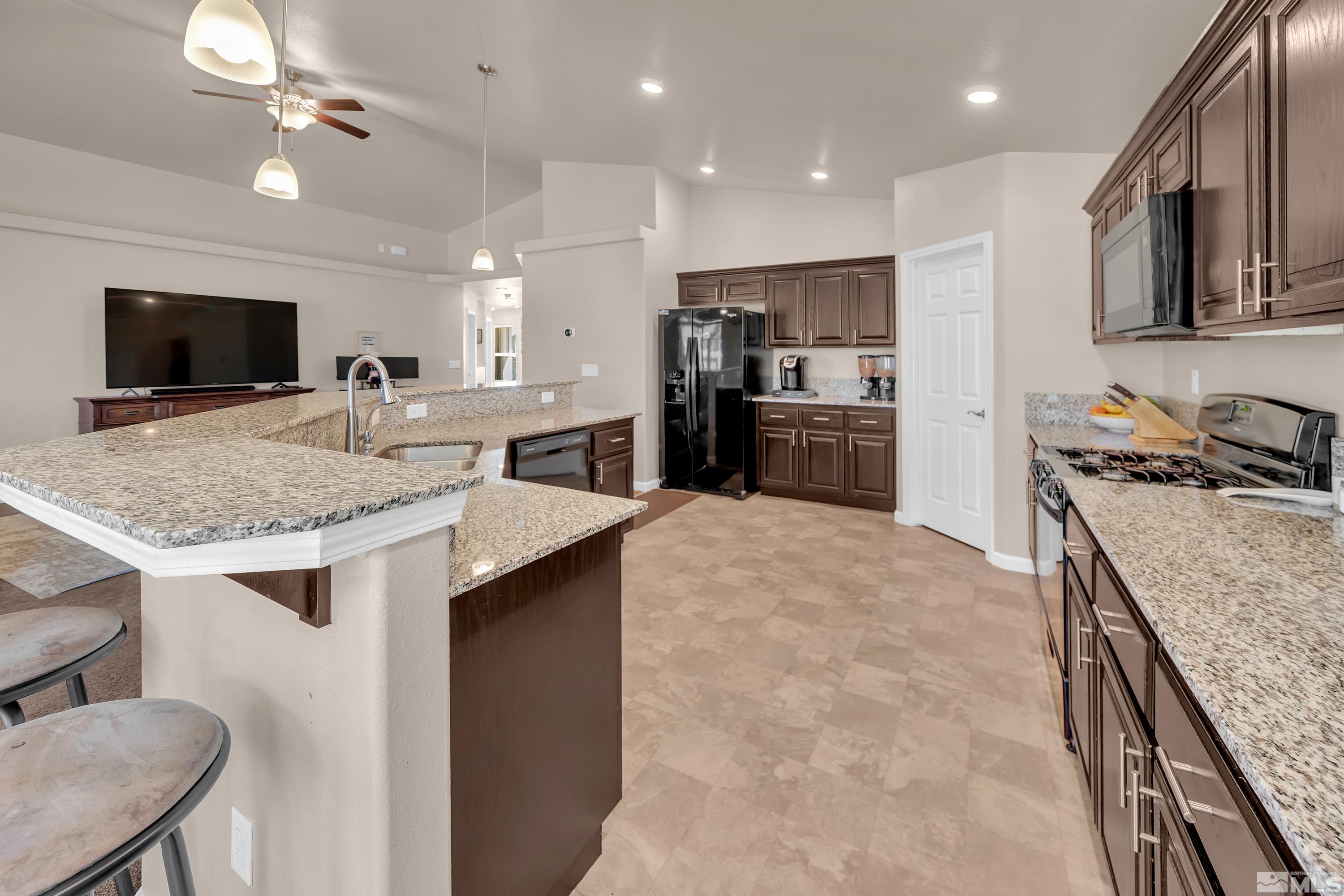 4544 Rutledge Street Fernley, NV 89408 - Photo 7 of 39 Photo 7