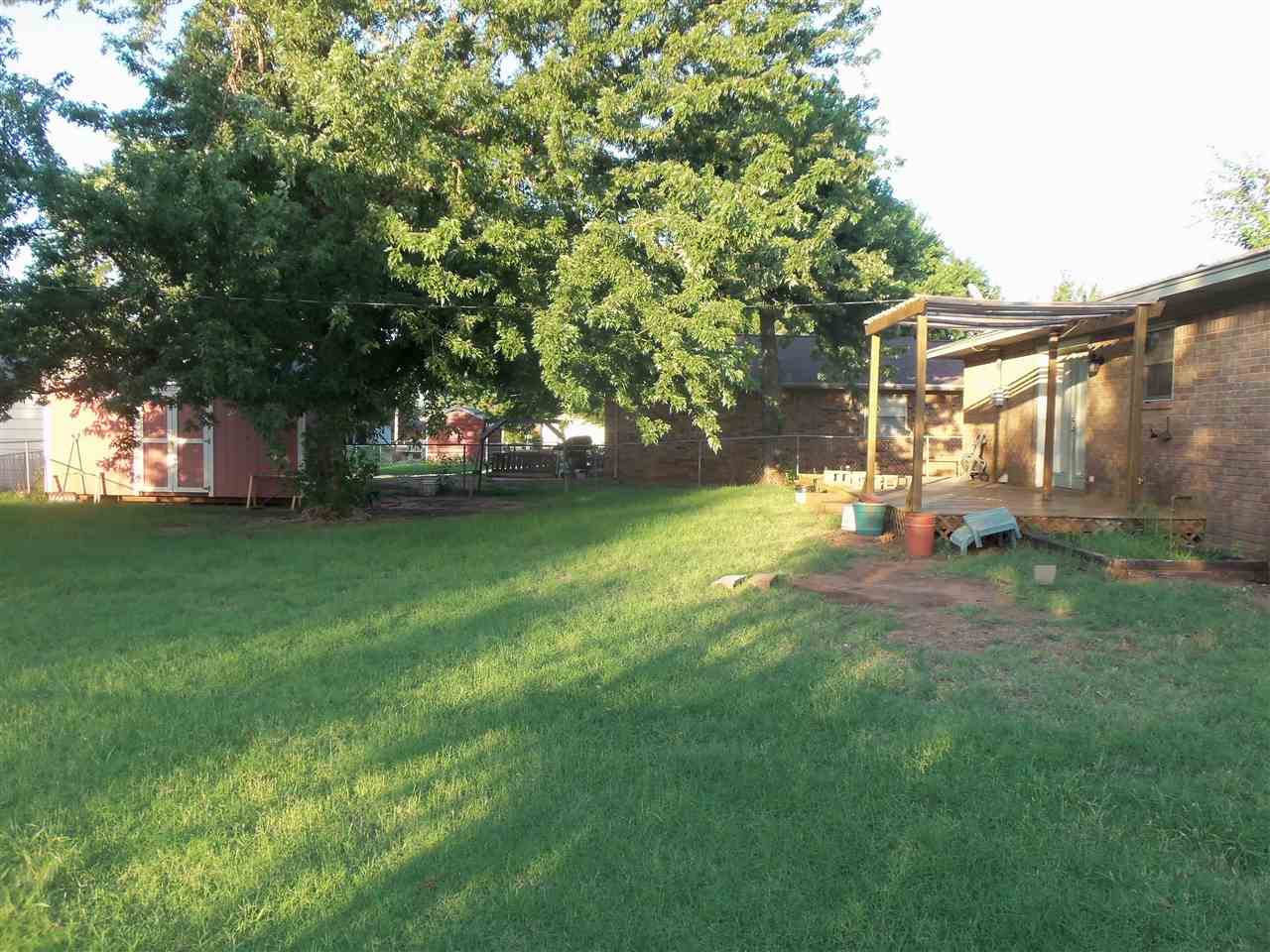 1305 Rose Terrace Perry, OK 73077 - Photo 14 of 15 Gallery Image 14