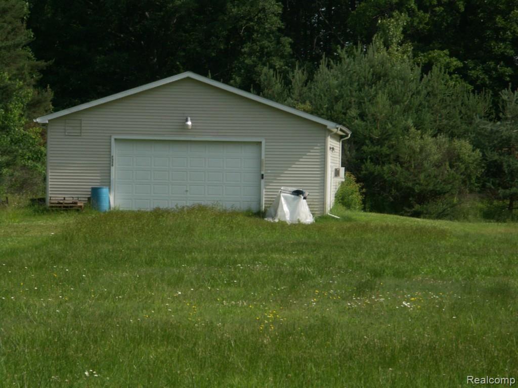 7350 Beard Road North Street, MI 48049 - Photo 2 of 24 PICT0030 - Copy.jpg