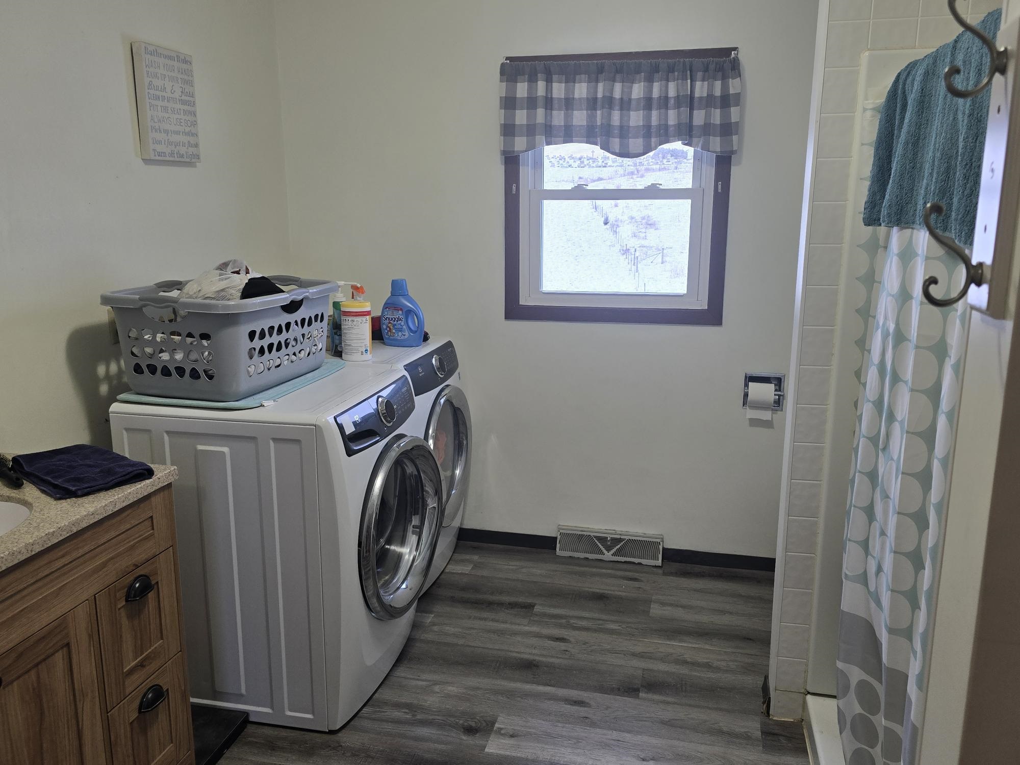 514 Mill Street Bloomington, WI 53804 - Photo 4 of 10