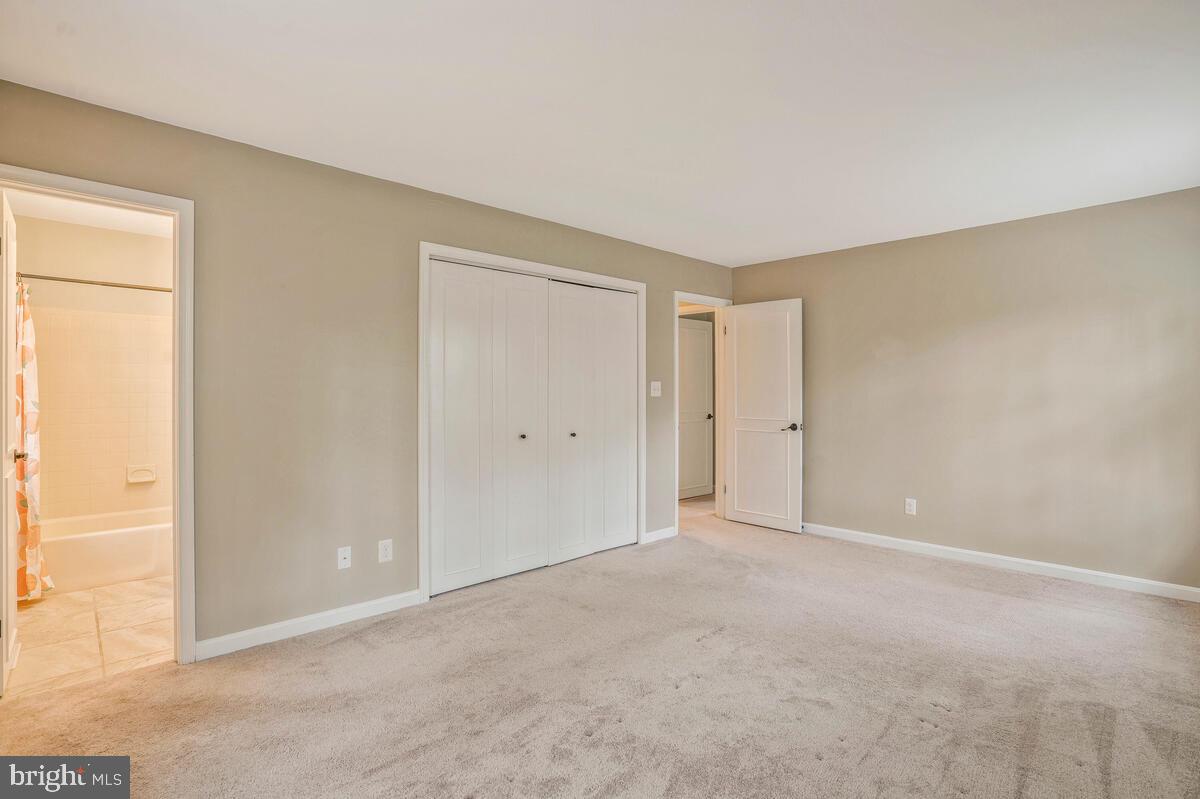 44576 Cedar Court California, MD 20619 - Photo 35 of 45 a view of an empty room and a window
