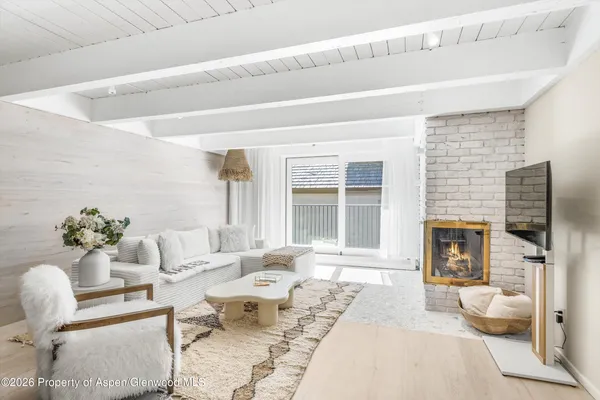 $11,500 | 901 East Hyman Avenue, Unit 14, Aspen, CO 81611