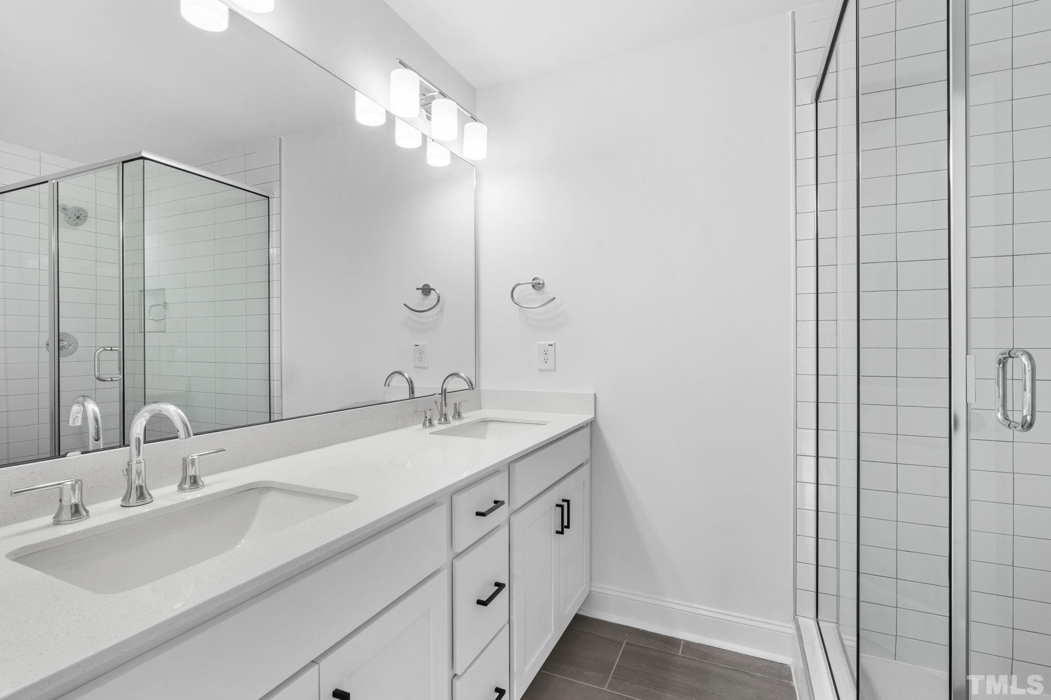 5704 Parker Pines Raleigh, NC 27609 - Photo 15 of 41 Gallery Image 15