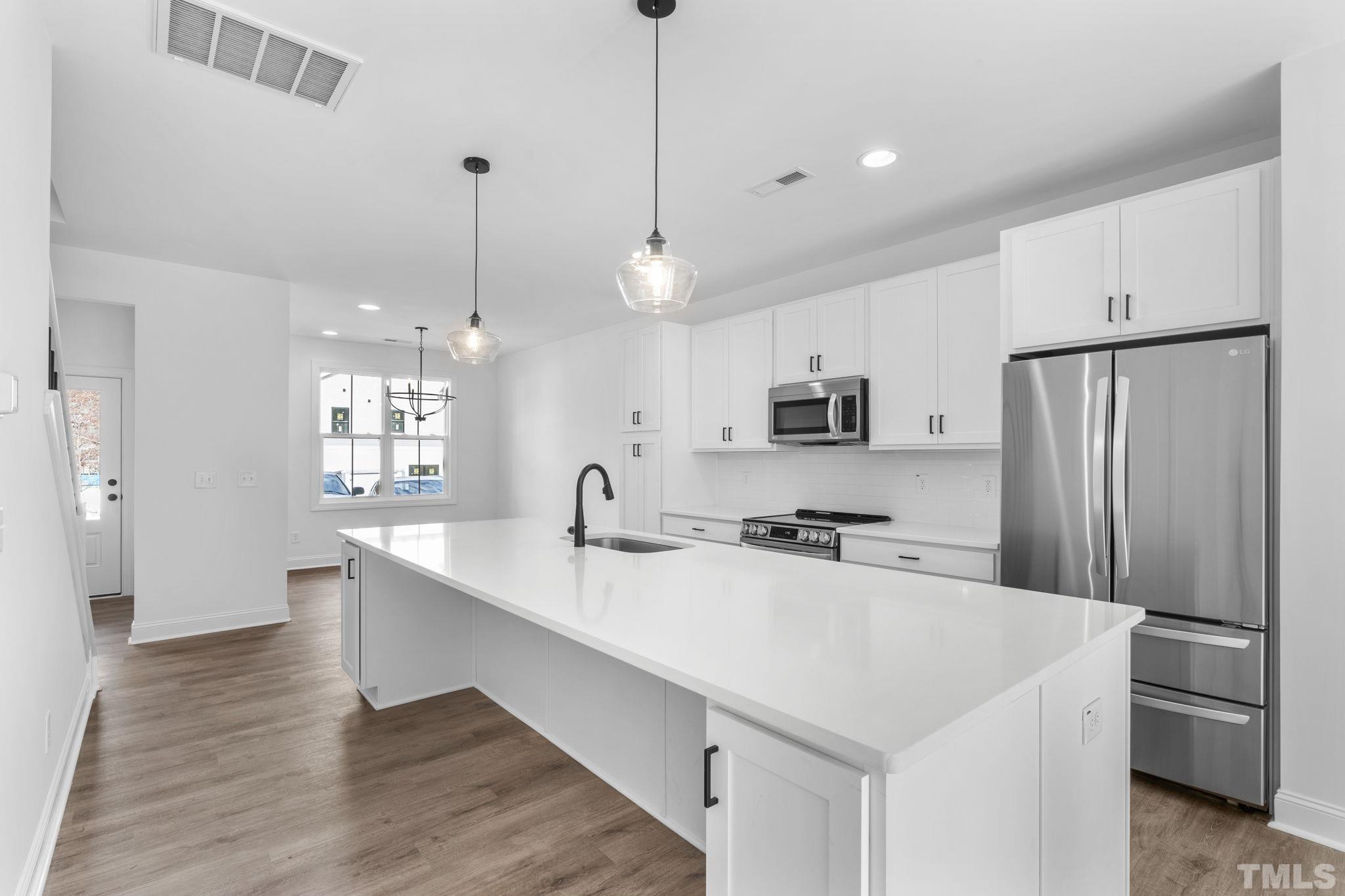 5704 Parker Pines Raleigh, NC 27609 - Photo 8 of 41 Gallery Image 8
