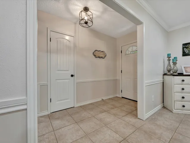 $289,000 | 408 West Eucalyptus St Village Mills, Village Mills, TX 77663