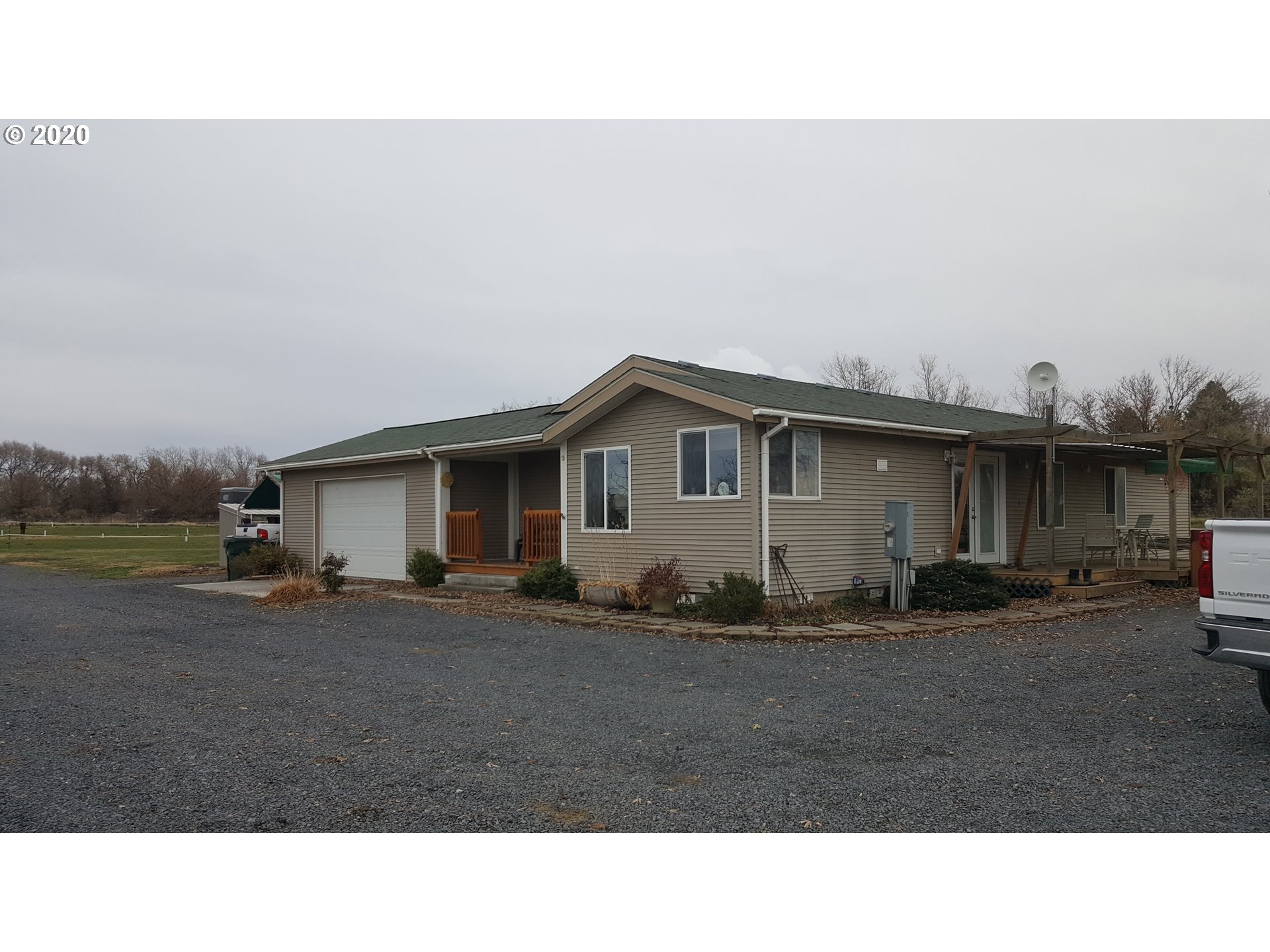 78559 Echols Road Hermiston, OR 97838 - Photo 4 of 20 Gallery Image 4