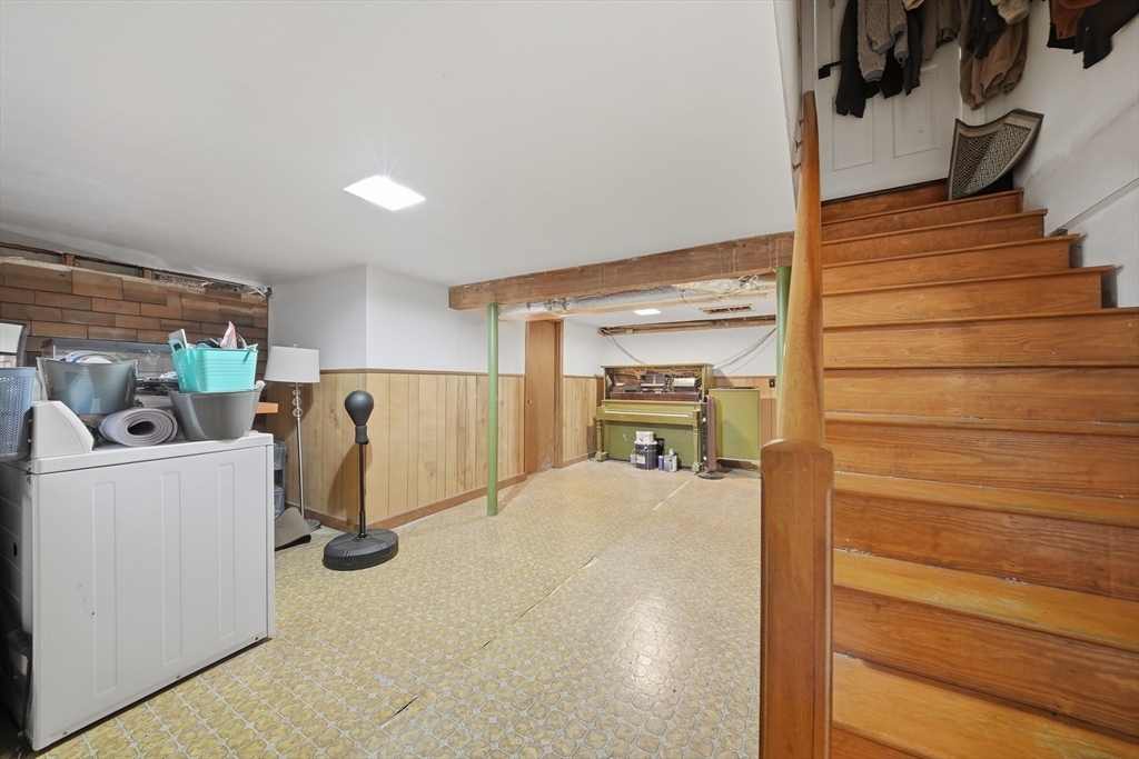24 Hunters Lane Nashua, NH 03063 - Photo 33 of 42