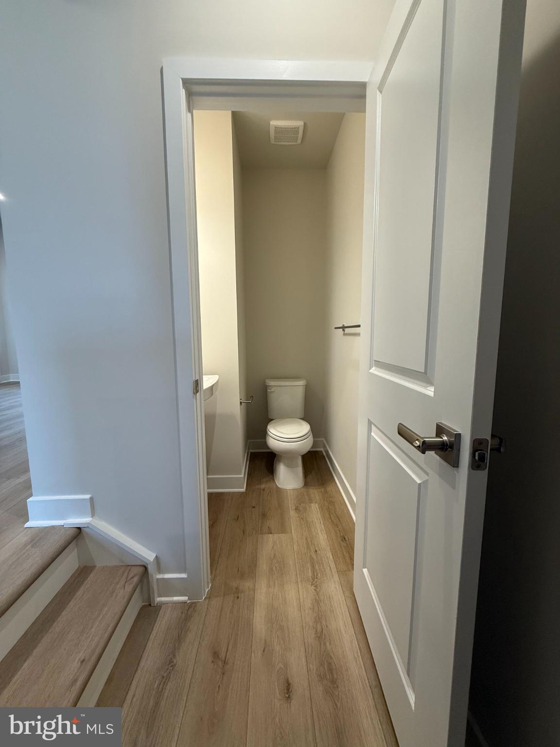6932 Braxton Springs Way Spotsylvania, VA 22553 - Photo 15 of 33 a view of a bathroom from a hallway
