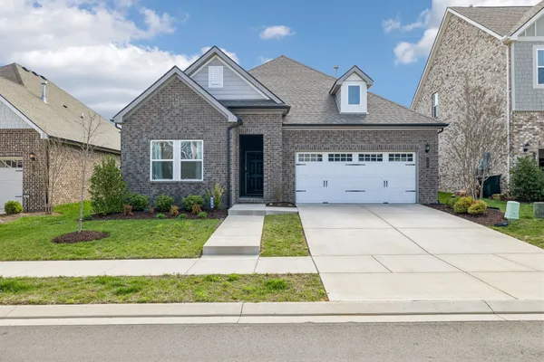 $450,000 | 375 Triple Crown Circle, Gallatin, TN 37066