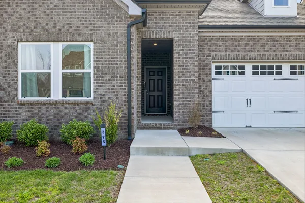 $450,000 | 375 Triple Crown Circle, Gallatin, TN 37066