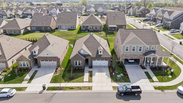 $450,000 | 375 Triple Crown Circle, Gallatin, TN 37066