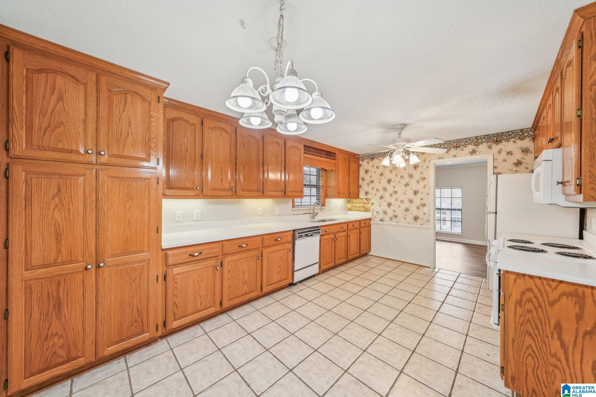 3025 Alan Shepard Drive Bessemer, AL 35023 - Photo 16 of 44