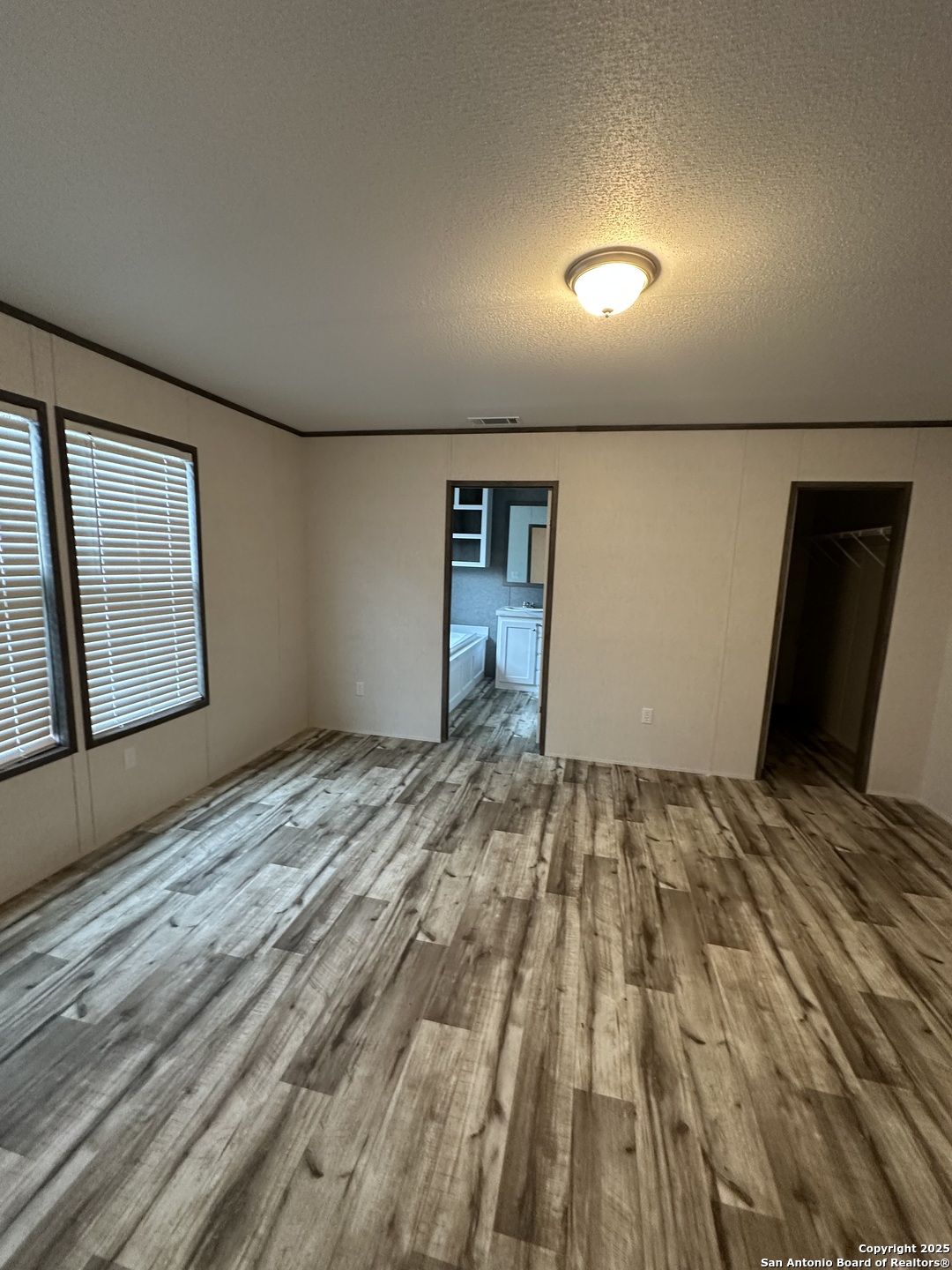 19 Green Meadows Knippa, TX 78870 - Photo 5 of 12 a view of empty room