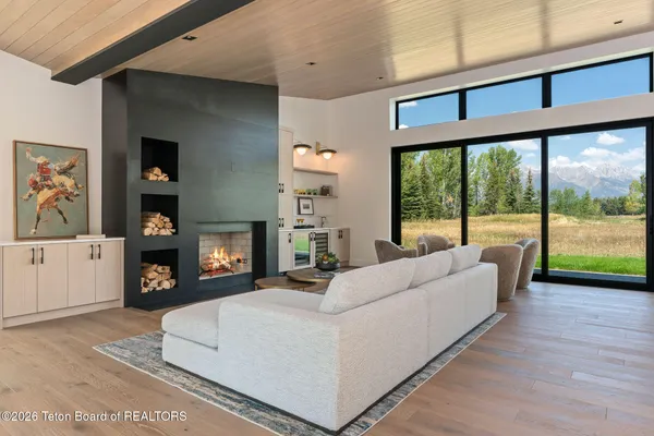 $9,950,000 | 175 Huckleberry Drive, Jackson, WY 83001
