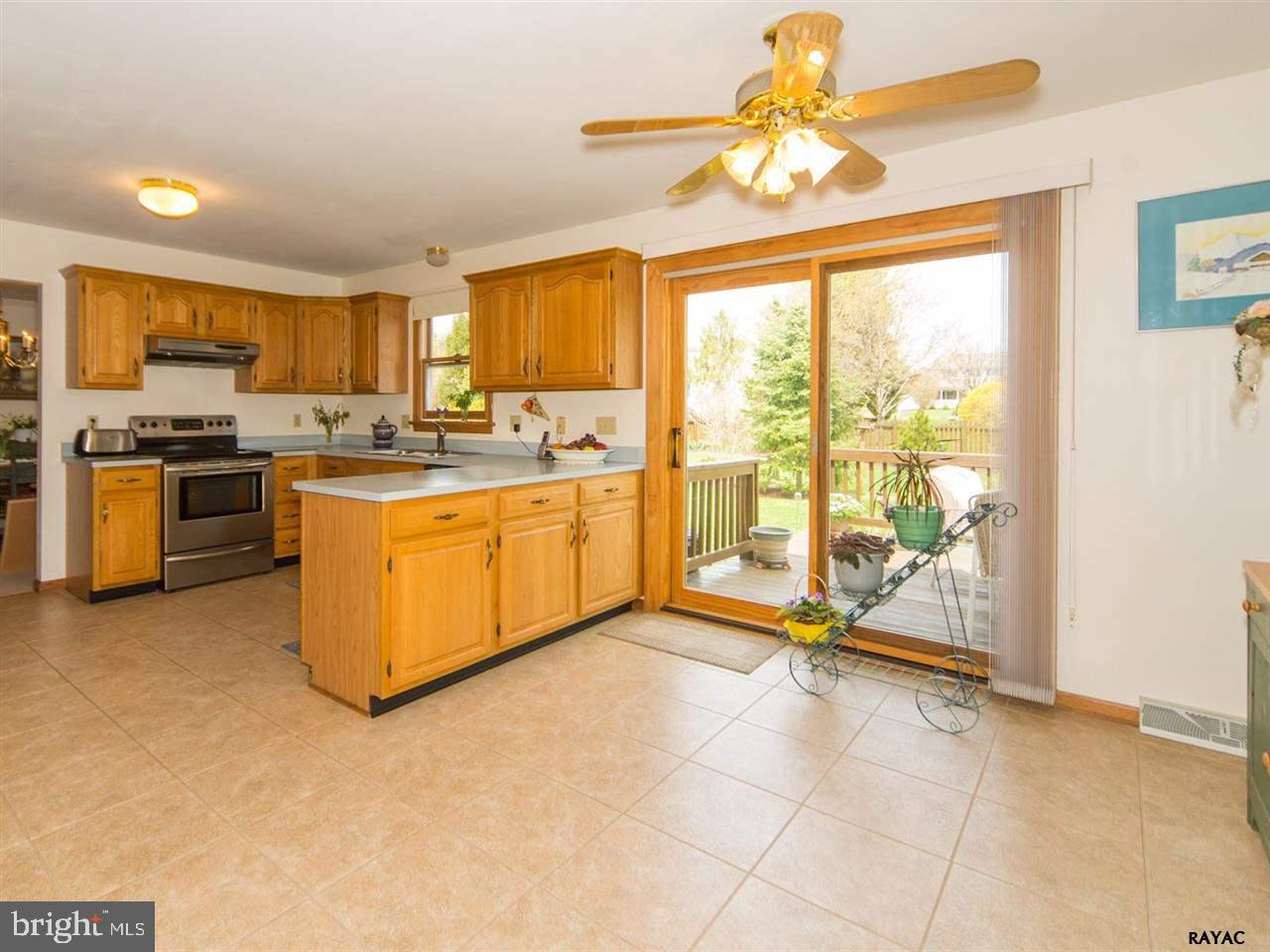 501 Monocacy Trail Spring Grove, PA 17362 - Photo 12 of 28
