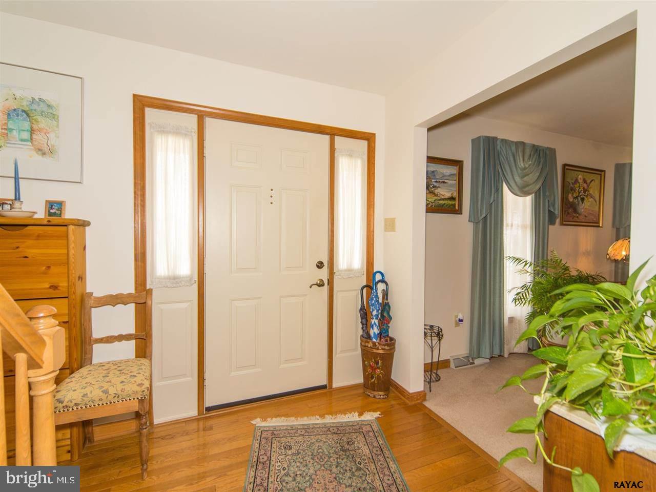 501 Monocacy Trail Spring Grove, PA 17362 - Photo 4 of 28