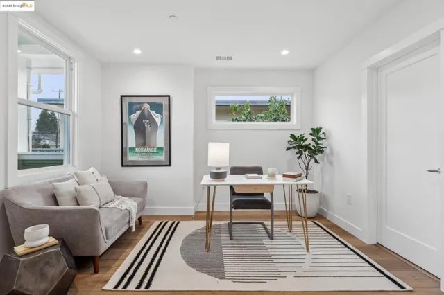 $1,950,000 | 667 Alcatraz Avenue, Oakland, CA 94609