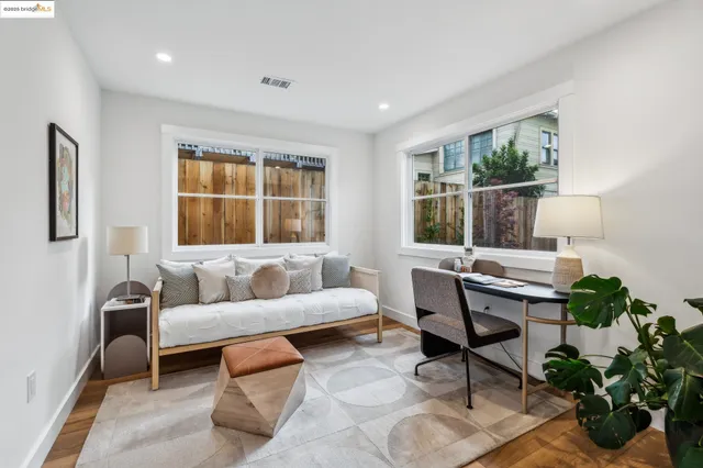 $1,950,000 | 667 Alcatraz Avenue, Oakland, CA 94609