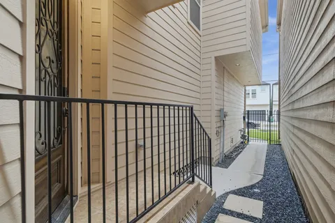 $539,000 | 5539 Kiam Street, Houston, TX 77007