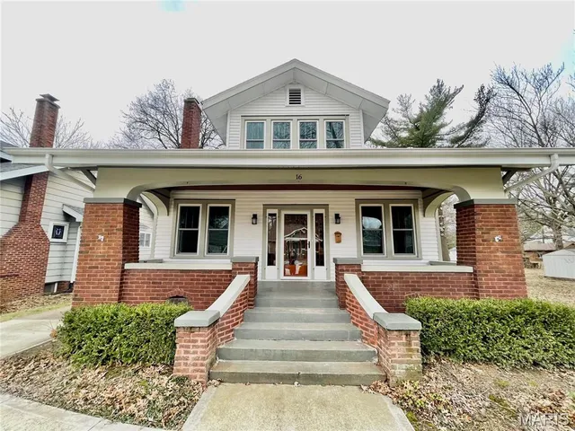 $2,200 | 16 Halleck Avenue, Edwardsville, IL 62025