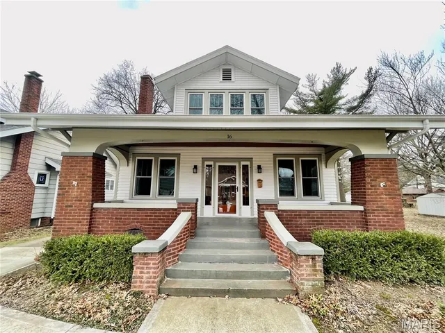 $2,200 | 16 Halleck Avenue, Edwardsville, IL 62025