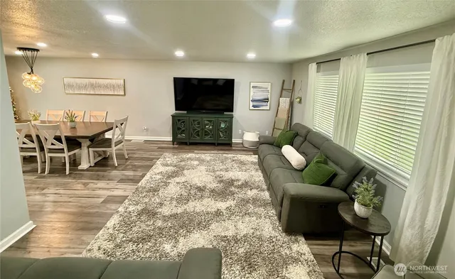 $529,000 | 2404 Mark Avenue, Richland, WA 99352