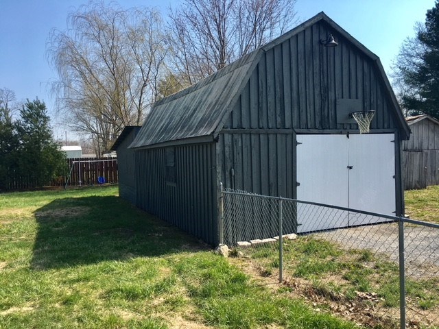 4112 East Canton Road Salem, IN 47167 - Photo 8 of 27 Gallery Image 8