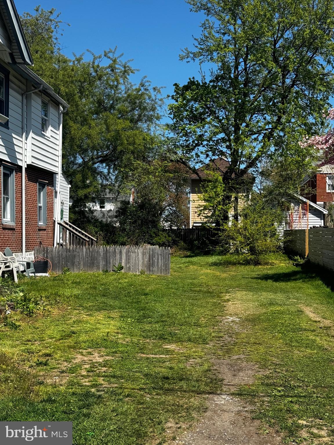 247 Melrose Avenue, Unit B Lansdowne, PA 19050 - Photo 2 of 8 Share Yard