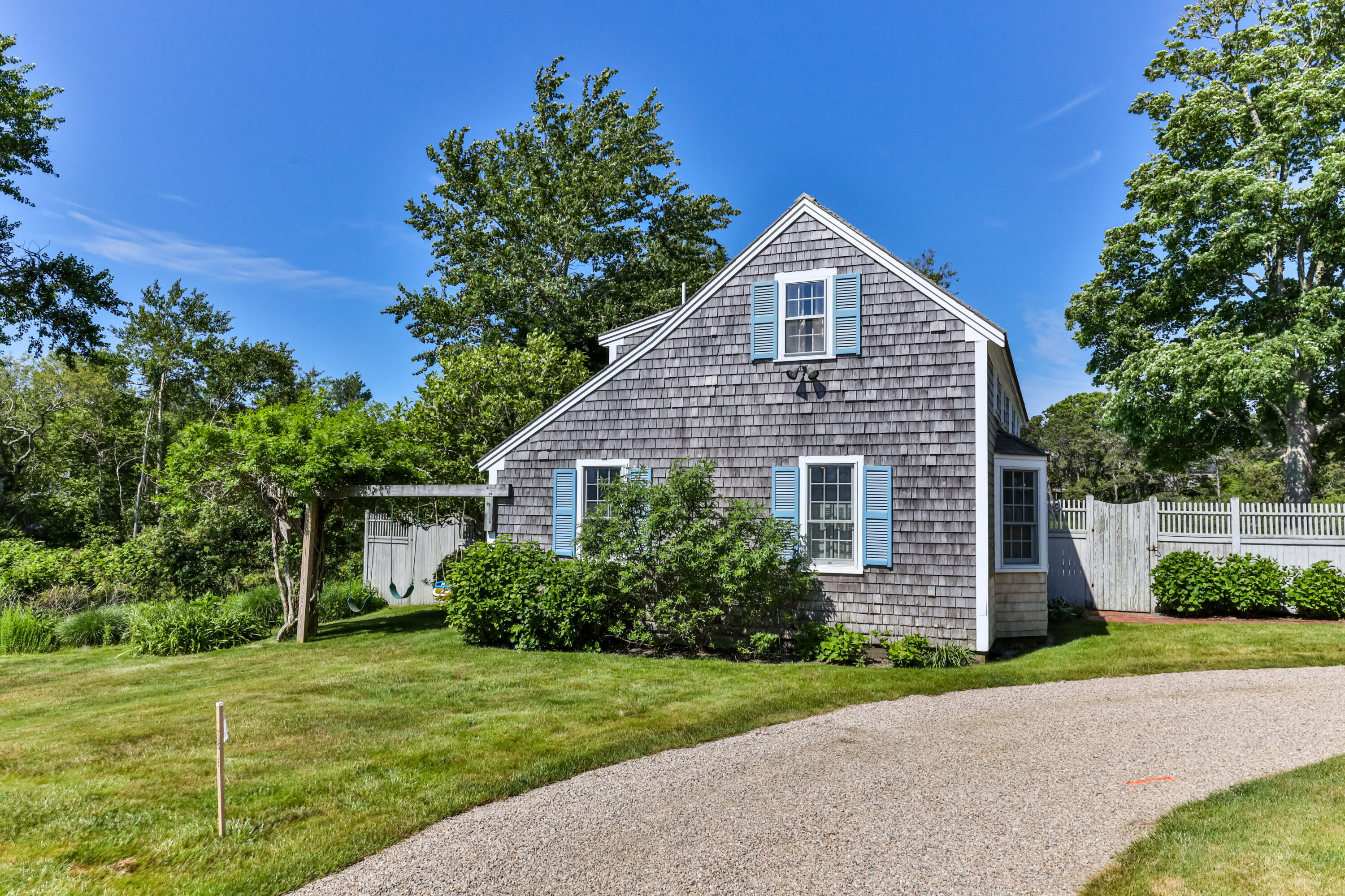 93 Scatteree Road North Chatham, MA 02650 - Photo 8 of 95 93sca-3