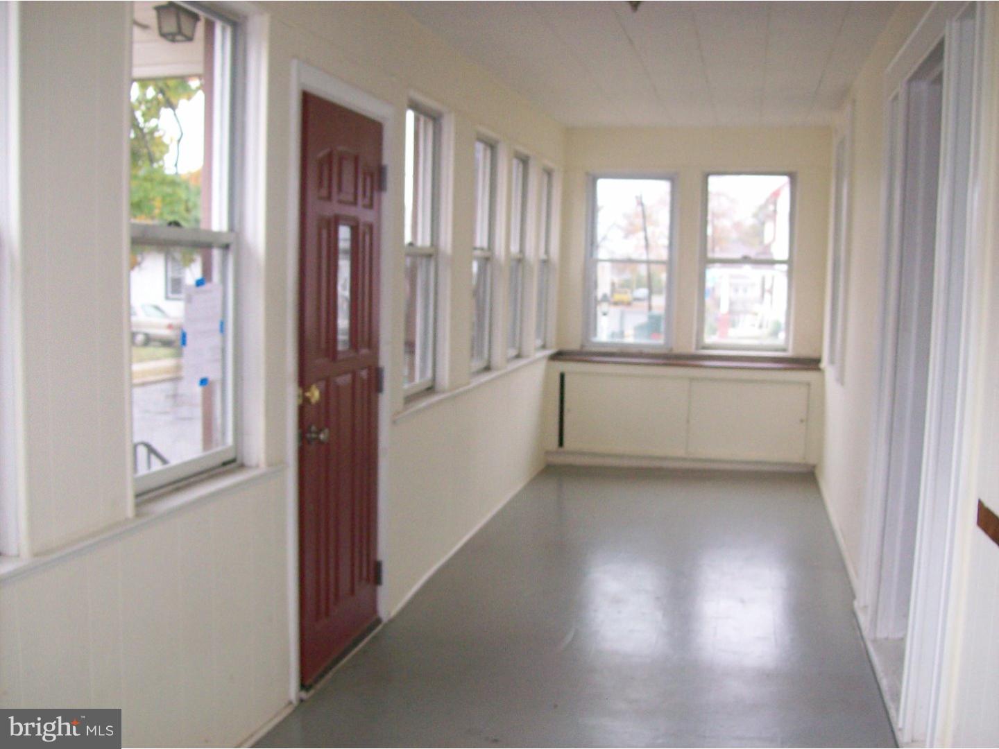 115 Jefferson Street Riverside, NJ 08075 - Photo 2 of 17 Porch