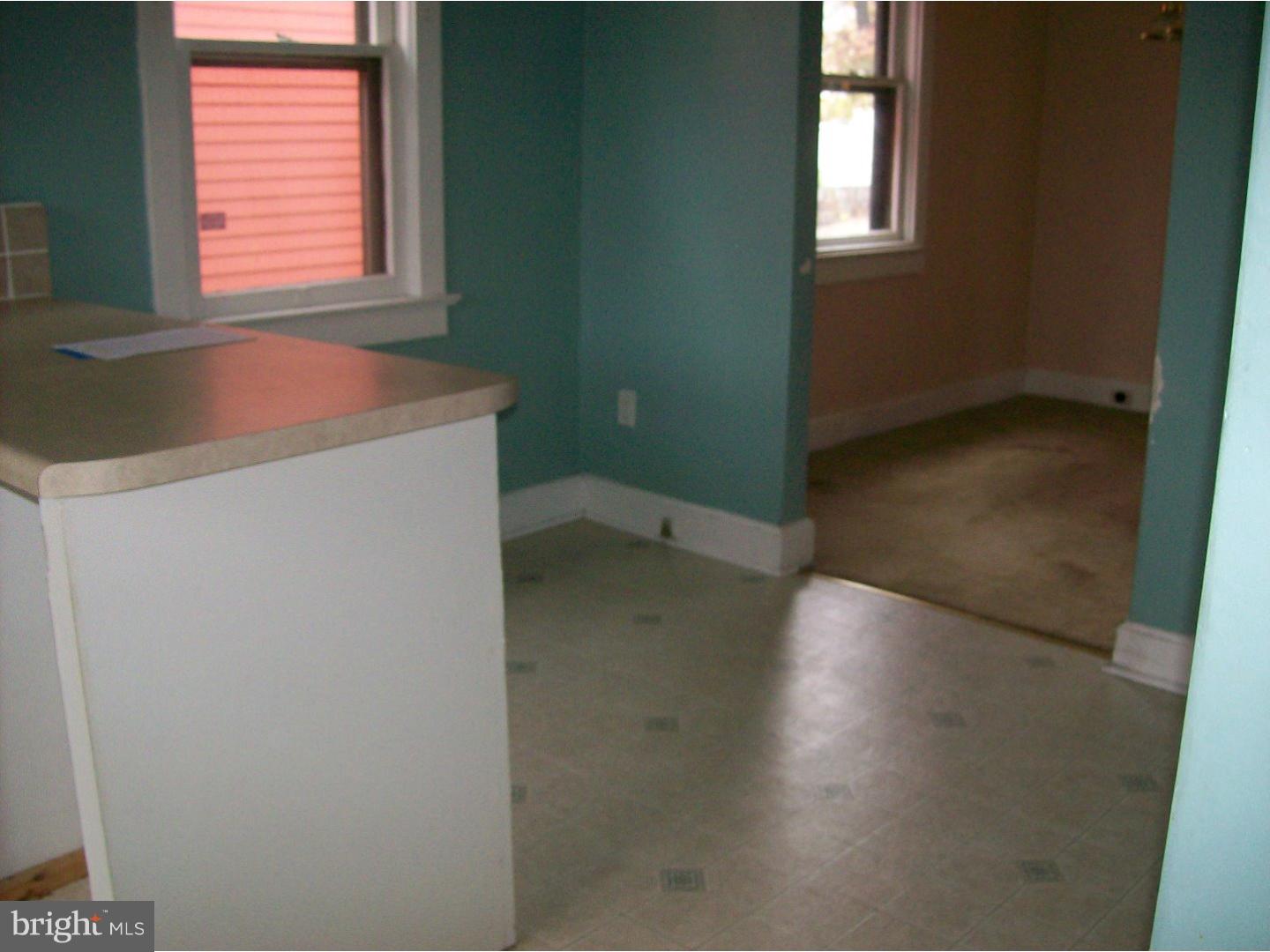 115 Jefferson Street Riverside, NJ 08075 - Photo 10 of 17 Kitchen