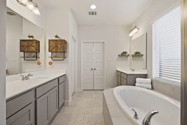 $415,000 | 20103 Percheron Park Lane, Tomball, TX 77377