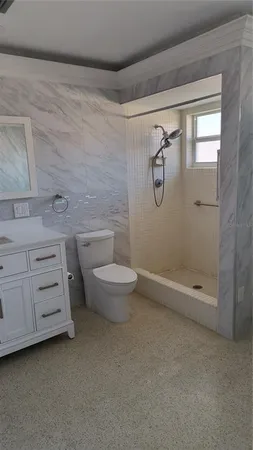 $3,300 | 3001 Gulf Boulevard, Belleair Beach, FL 33786
