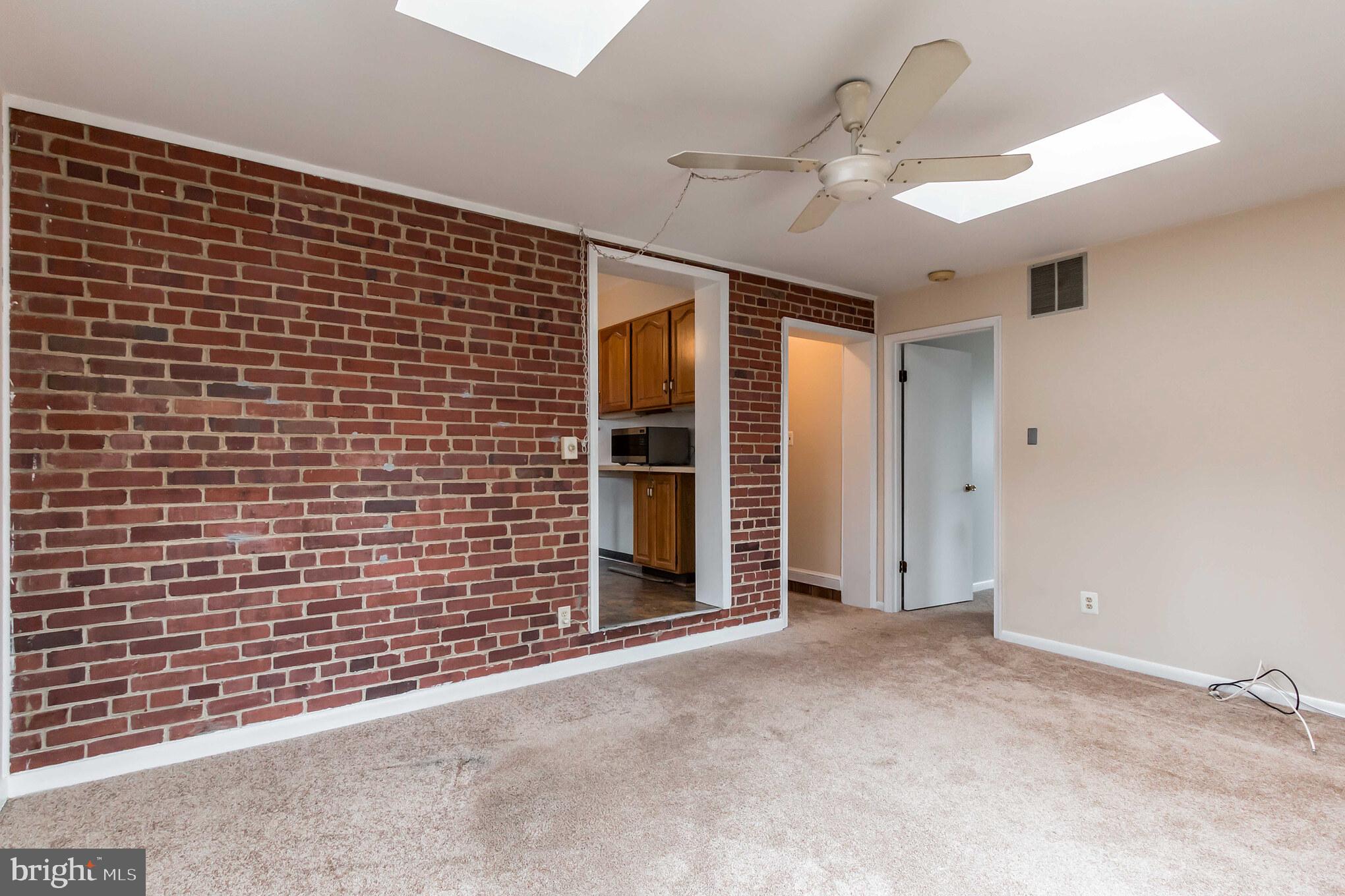 10504 Inwood Avenue Silver Spring, MD 20902 - Photo 15 of 30 Gallery Image 15