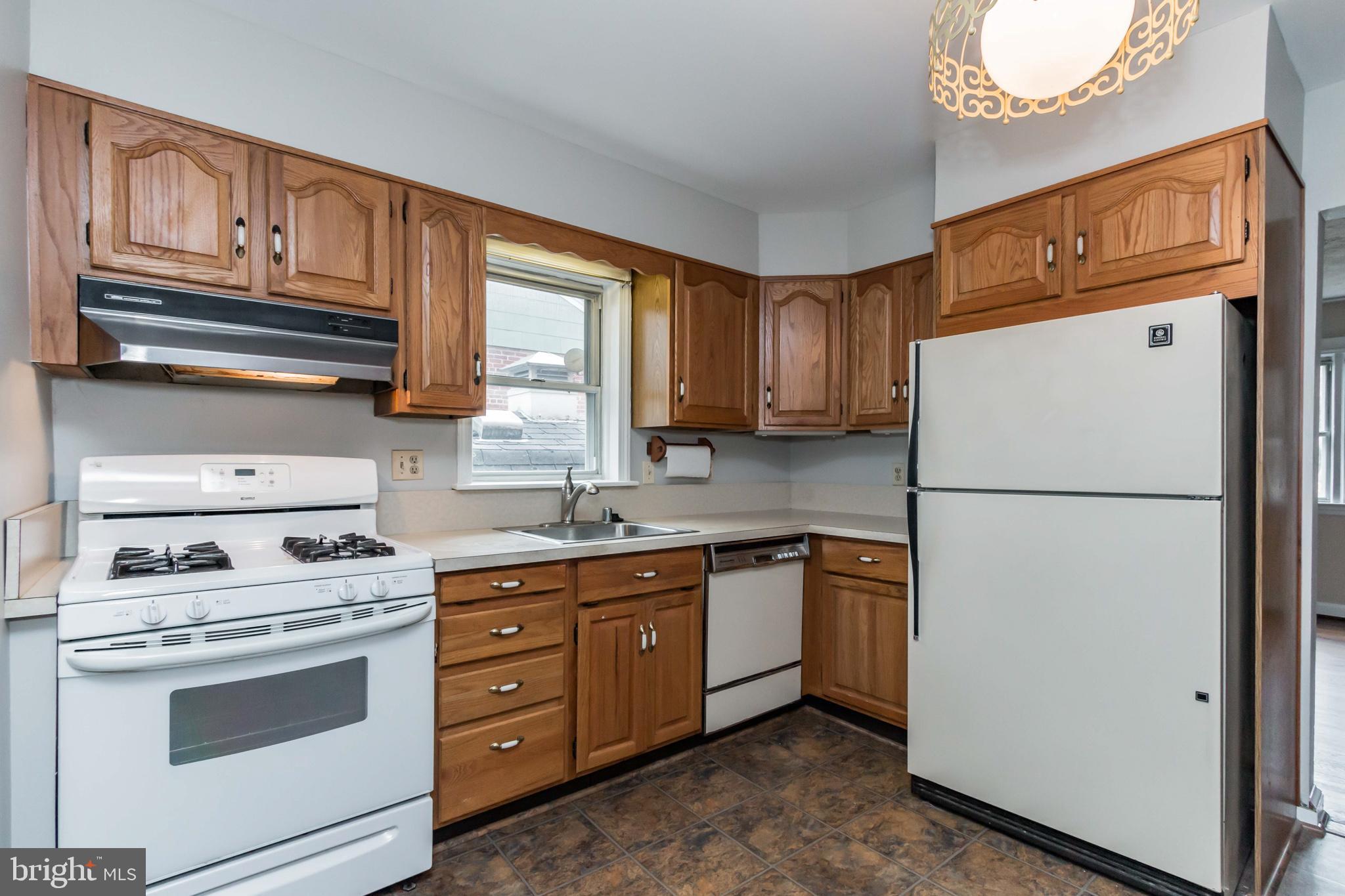 10504 Inwood Avenue Silver Spring, MD 20902 - Photo 8 of 30 Gallery Image 8