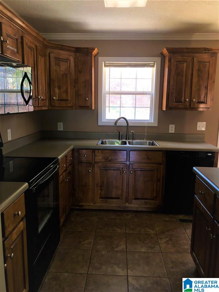 184 Ridgecrest Drive Oxford, AL 36203 - Photo 12 of 39