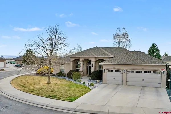 a view of house and outdoor space