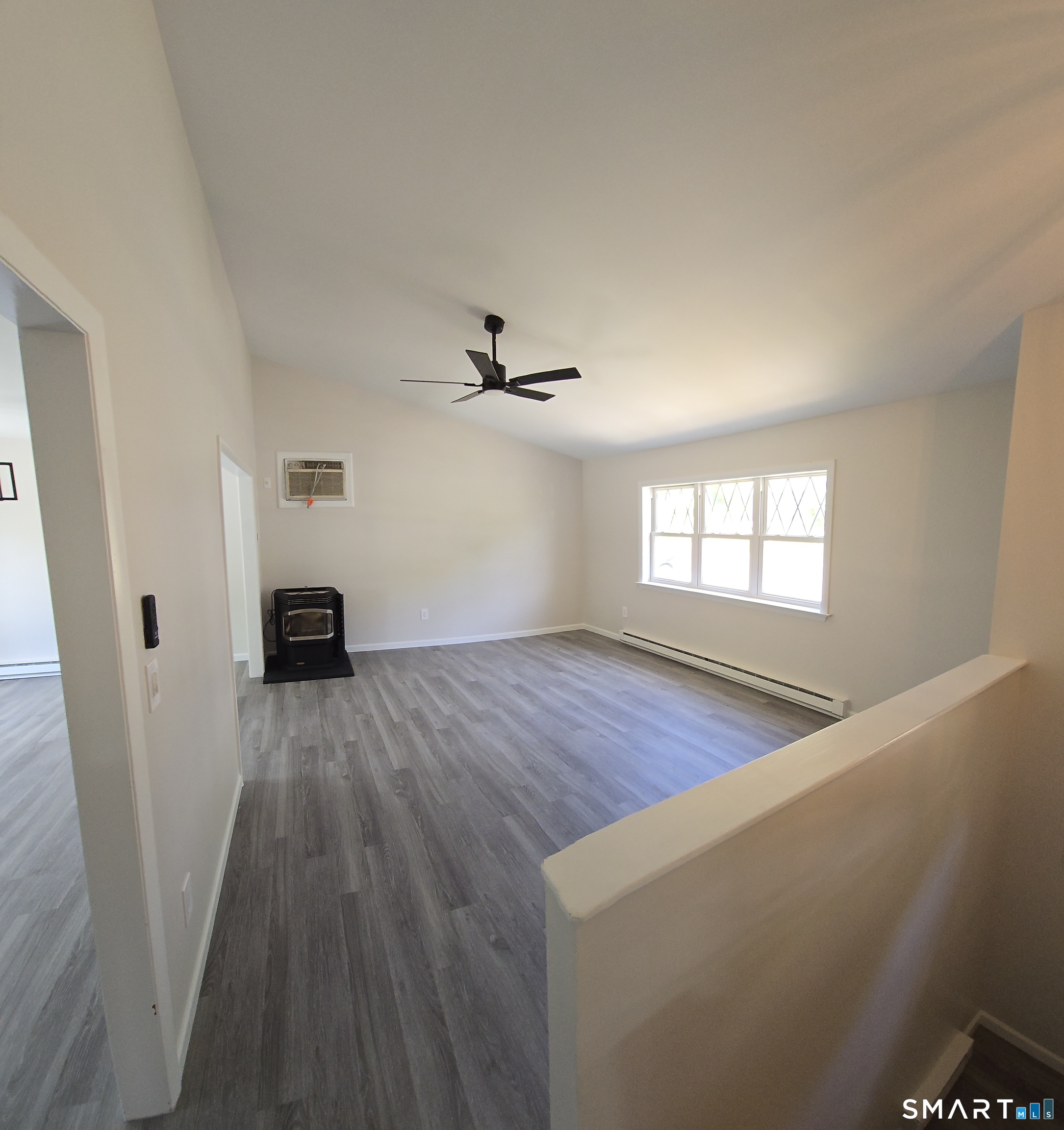 189 Fieldwood Road Waterbury, CT 06704 - Photo 10 of 30