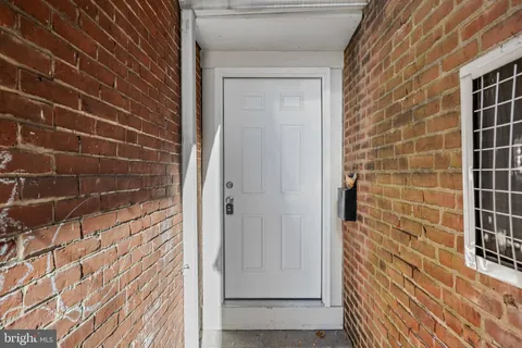 $270,000 | 2003 Edgmont Avenue, Chester, PA 19013