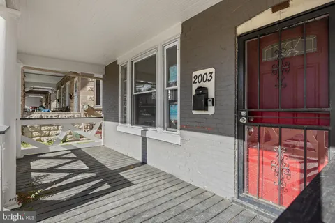 $270,000 | 2003 Edgmont Avenue, Chester, PA 19013