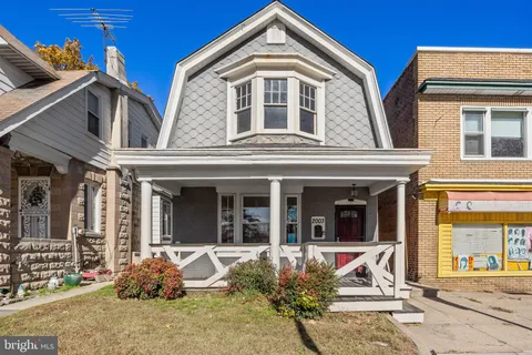 $270,000 | 2003 Edgmont Avenue, Chester, PA 19013